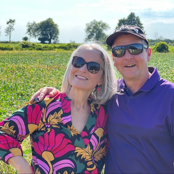 Meet your Posher, Patricia - Picture 2 of 3